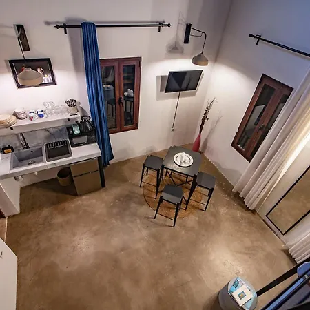 Old Town Corner Luxury 公寓式酒店
